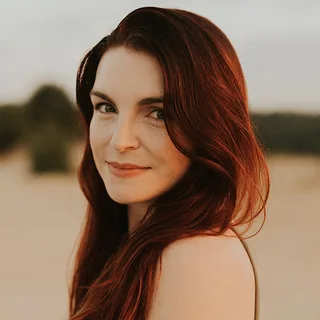 Portrait of Carissa Broadbent